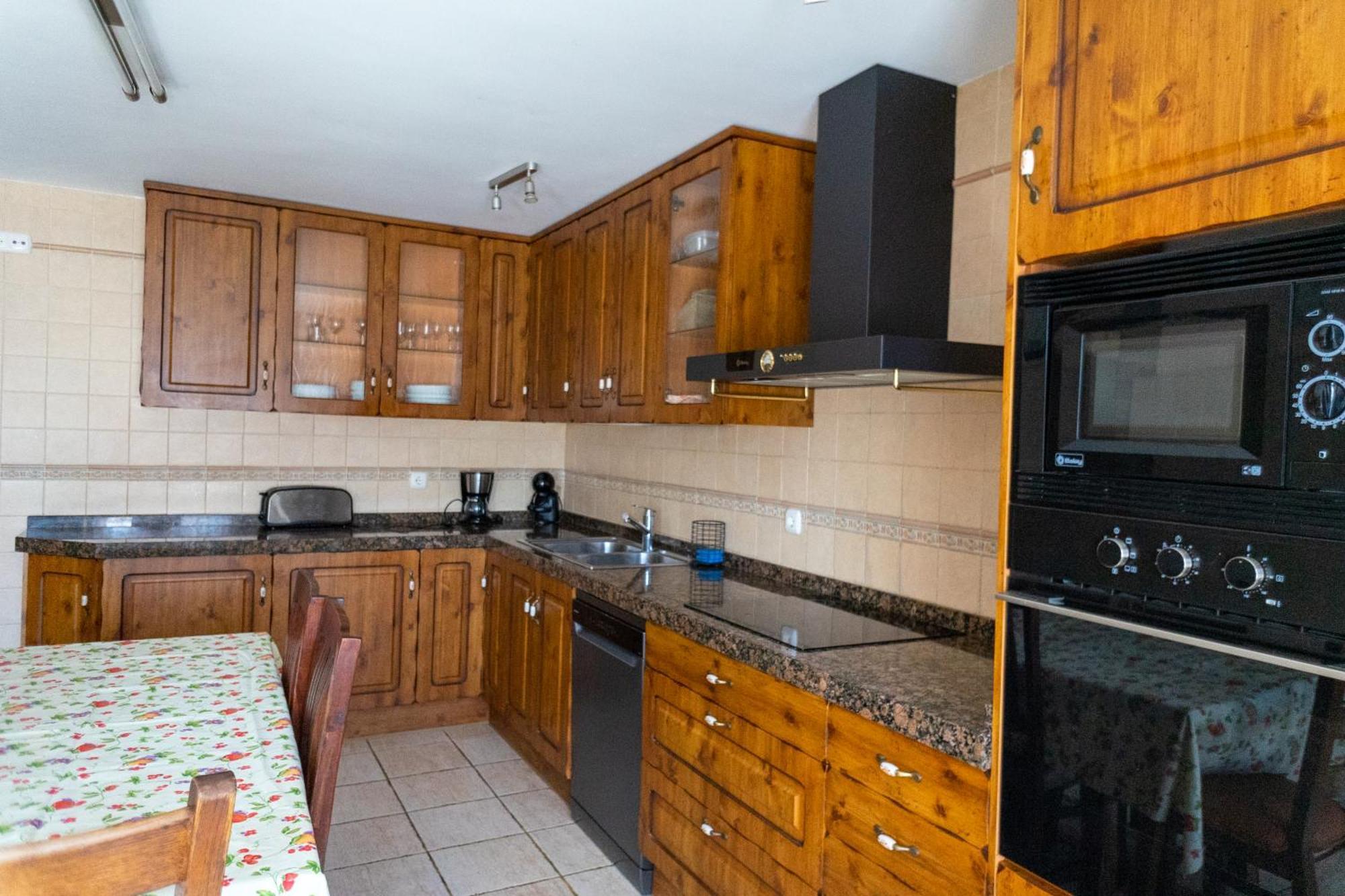 Dona Elvira Y Dona Sol Villa Vivar del Cid Eksteriør billede